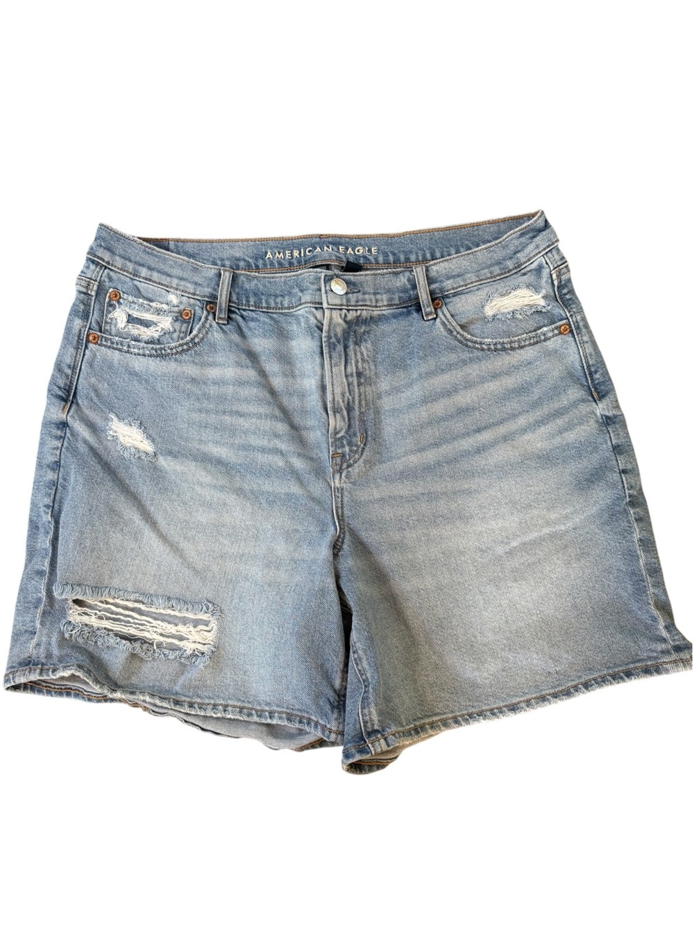 American Eagle Relaxed Denim Shorts. Size 16